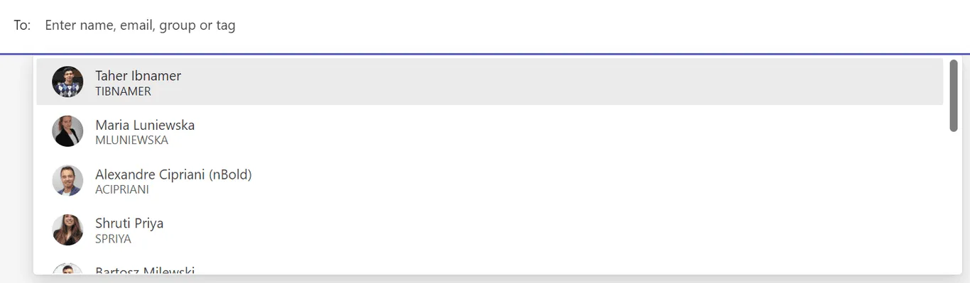 AI feature in Microsoft Teams that recommends people to start a new chat
